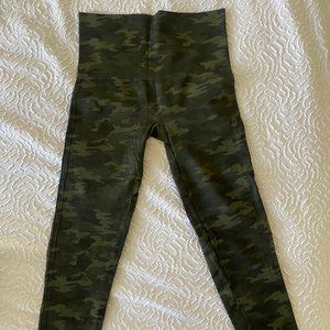 Spanx Leggings – Camo